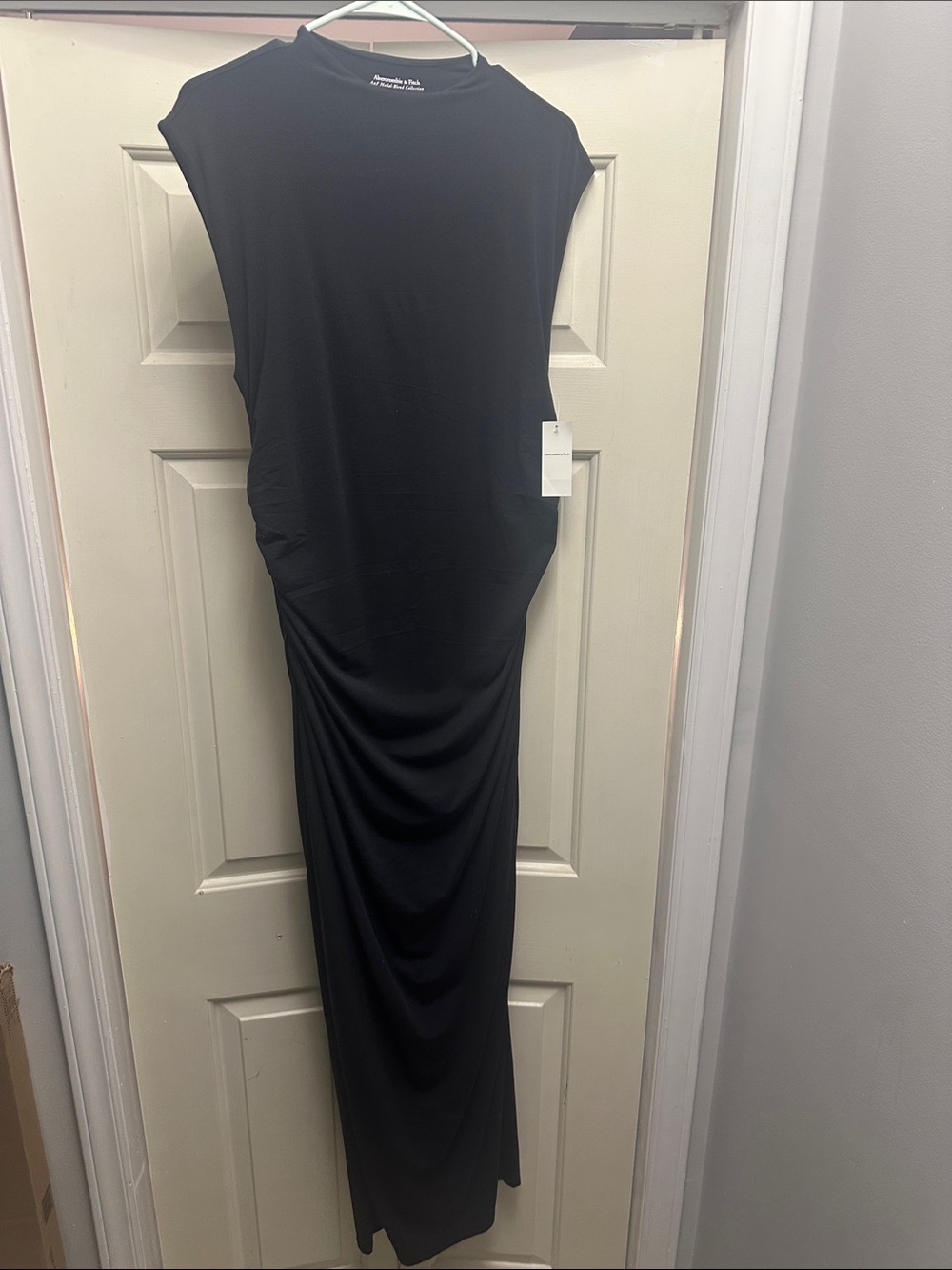 Abercrombie & Fitch Sleeveless Black Ruched Maxi Dress